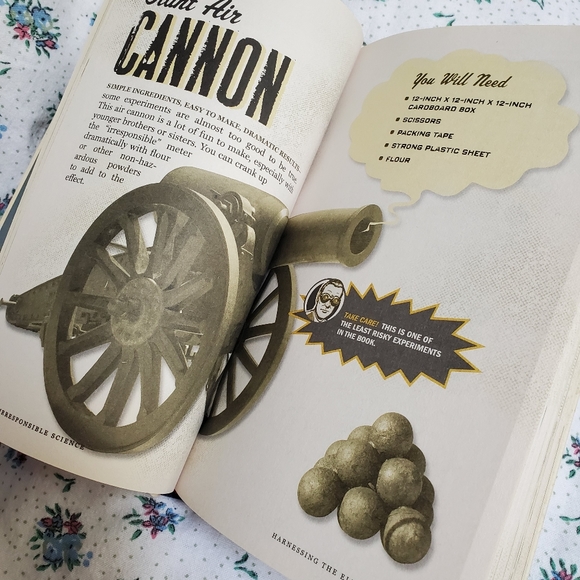 Totally Irresponsible Science Book 64 Experiments Back to School - Picture 4 of 7